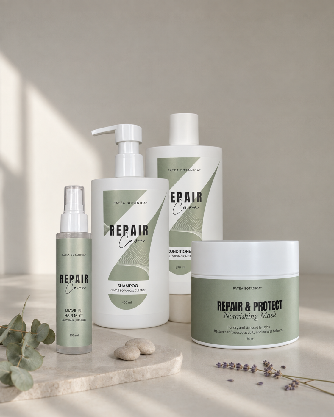 The Woven Strength Ritual set: Repair Care Shampoo 400 ml, Conditioner 370 ml, Nourishing Mask 170 ml and Leave-in Hair Mist 100 ml.